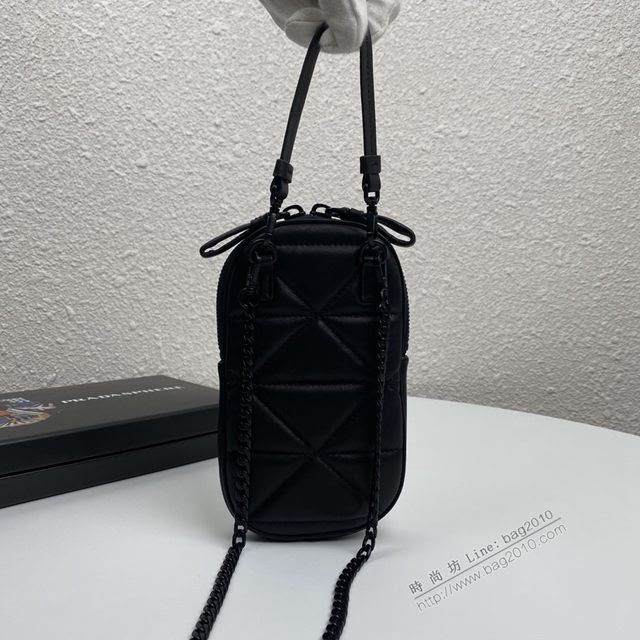 prada女包 普拉達專櫃新款斜挎包 1DH030 Prada黑色手機包  pyd2227
